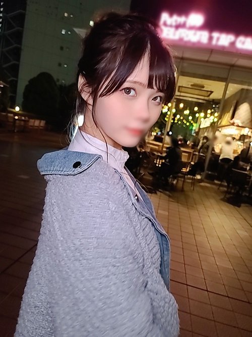 F罩杯Rei-Chan純真美少女，嫩穴被巨根狂插多重顏射