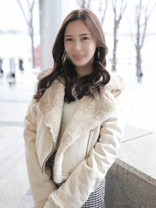 FC2 Ehefrau Asami betrügt & wird von Fremdem gefickt und vollgespritzt