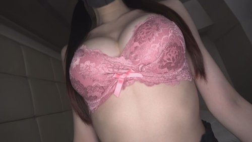 Mahasiswi Universitas Tokyo G-Cup Mirei: Pelayan Kafe Gila, Creampie & Facial