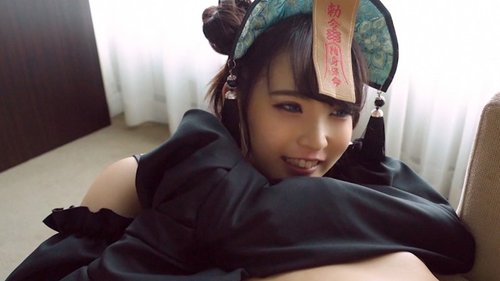Halloween kasama si Aoi: Amateur Jiangshi Cosplay