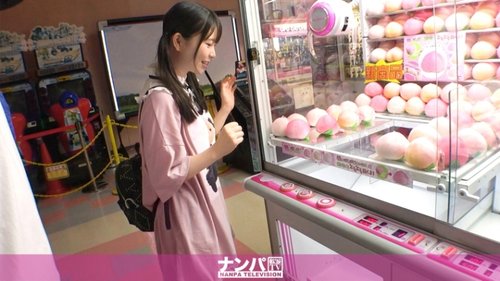 첫 번째 픽업 촬영: 핑크 유륜과 복숭아 엉덩이 여대생
