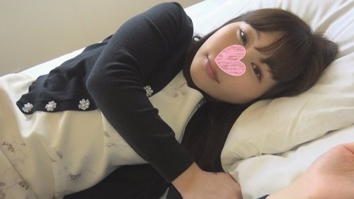 FC2私人拍摄：友美叶月20岁无码偷拍，像朋友一样真实