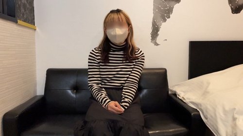 미용사 NTR 남친 몰래 콘돔 끼고 다른 남자에게 질내 사정